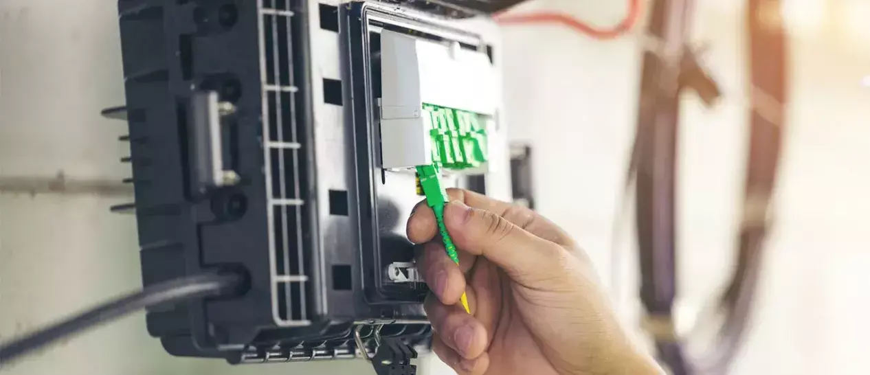 Ποιες είναι διαφορές μεταξύ GPON και XGS-PON; Όλα όσα πρέπει να γνωρίζεις για τις τεχνολογίες πίσω από τη σύνδεση FTTH σου