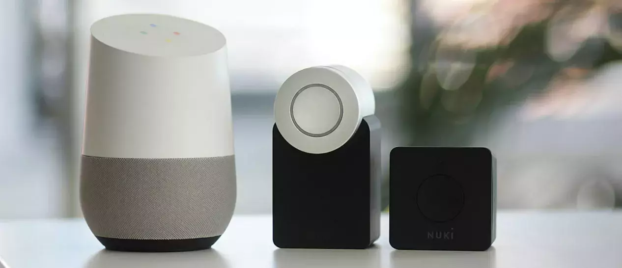 πώς θα ενοποιήσεις το οικοσύστημα smart home σου κάνοντας τα πάντα να αλληλεπιδρούν μεταξύ τους, ώστε να απολαύσεις στο έπακρο τις υπηρεσίες και τα προτερήματα ενός πραγματικά έξυπνου σπιτιού.