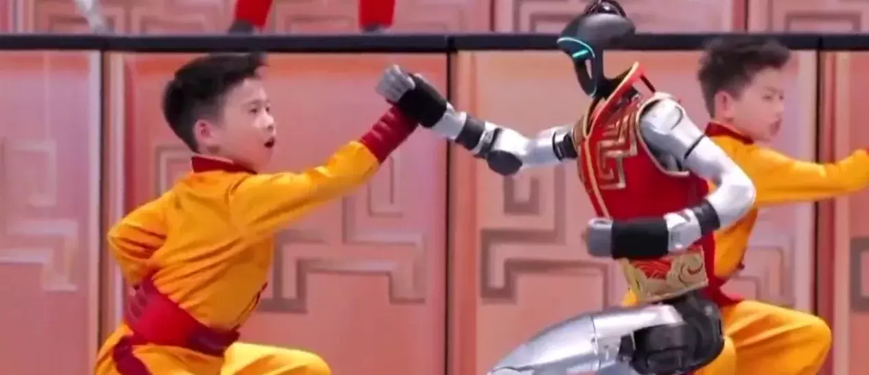 Ανθρωποειδή ρομπότ χόρεψαν και έκαναν backflips στη μεγαλύτερη τηλεοπτική εκπομπή της Κίνας