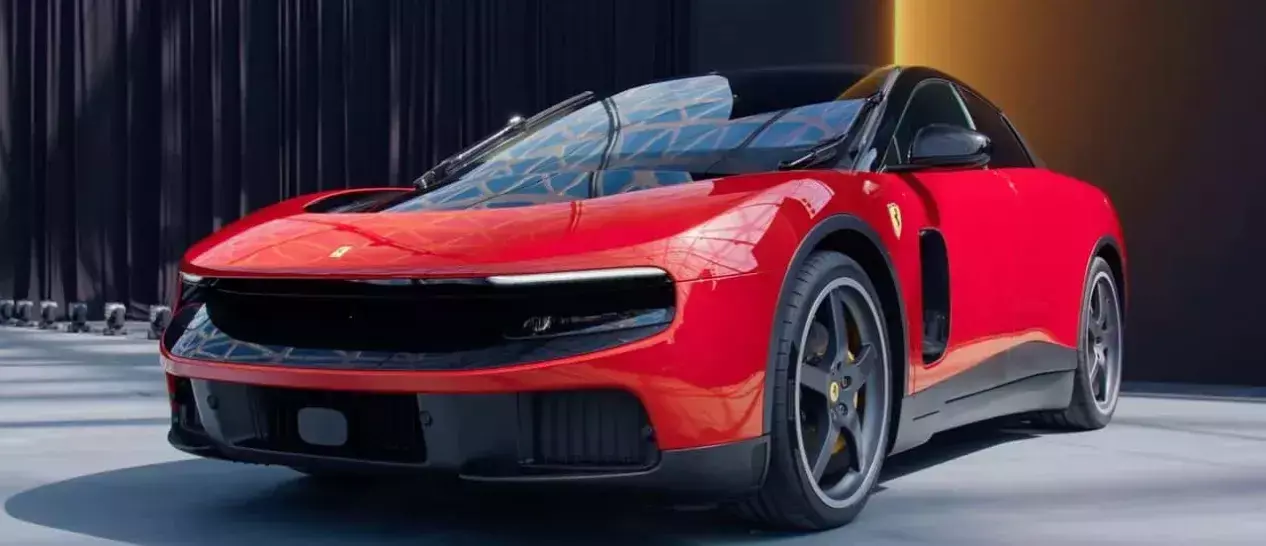 Η νέα FERRARI Luce