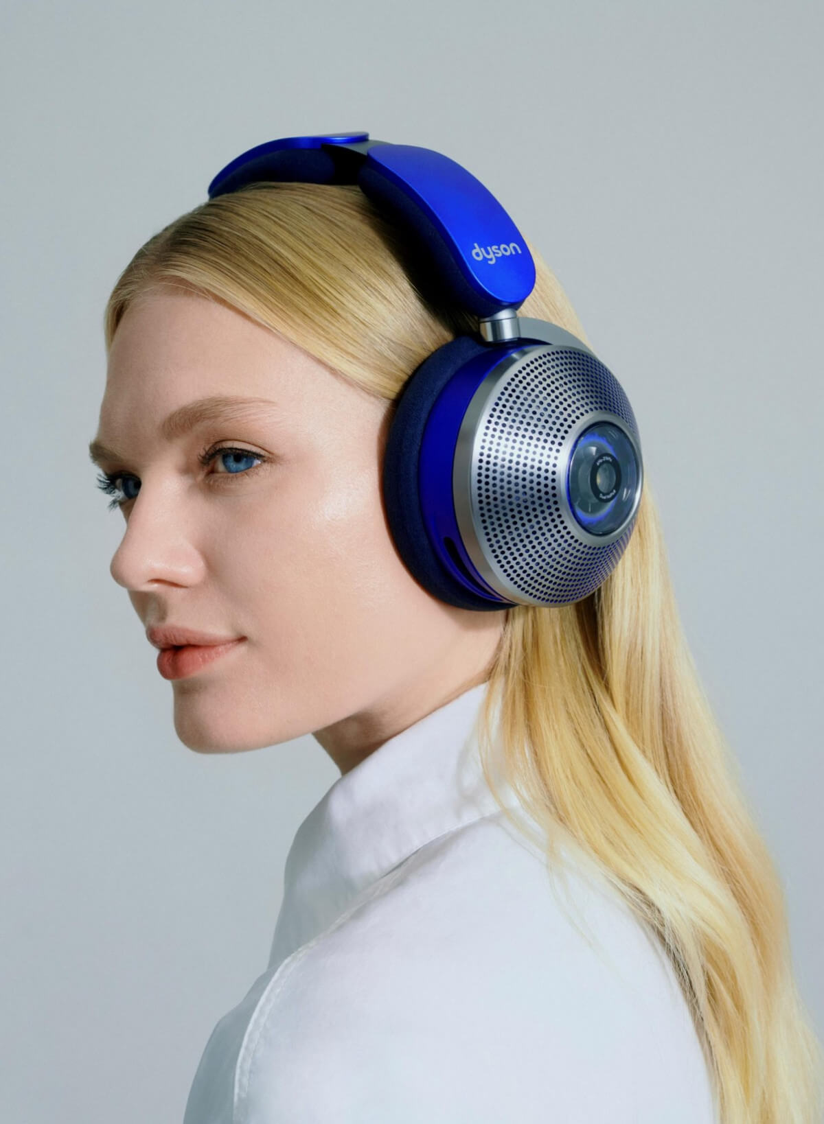 girl wearing Dyson Zone headset