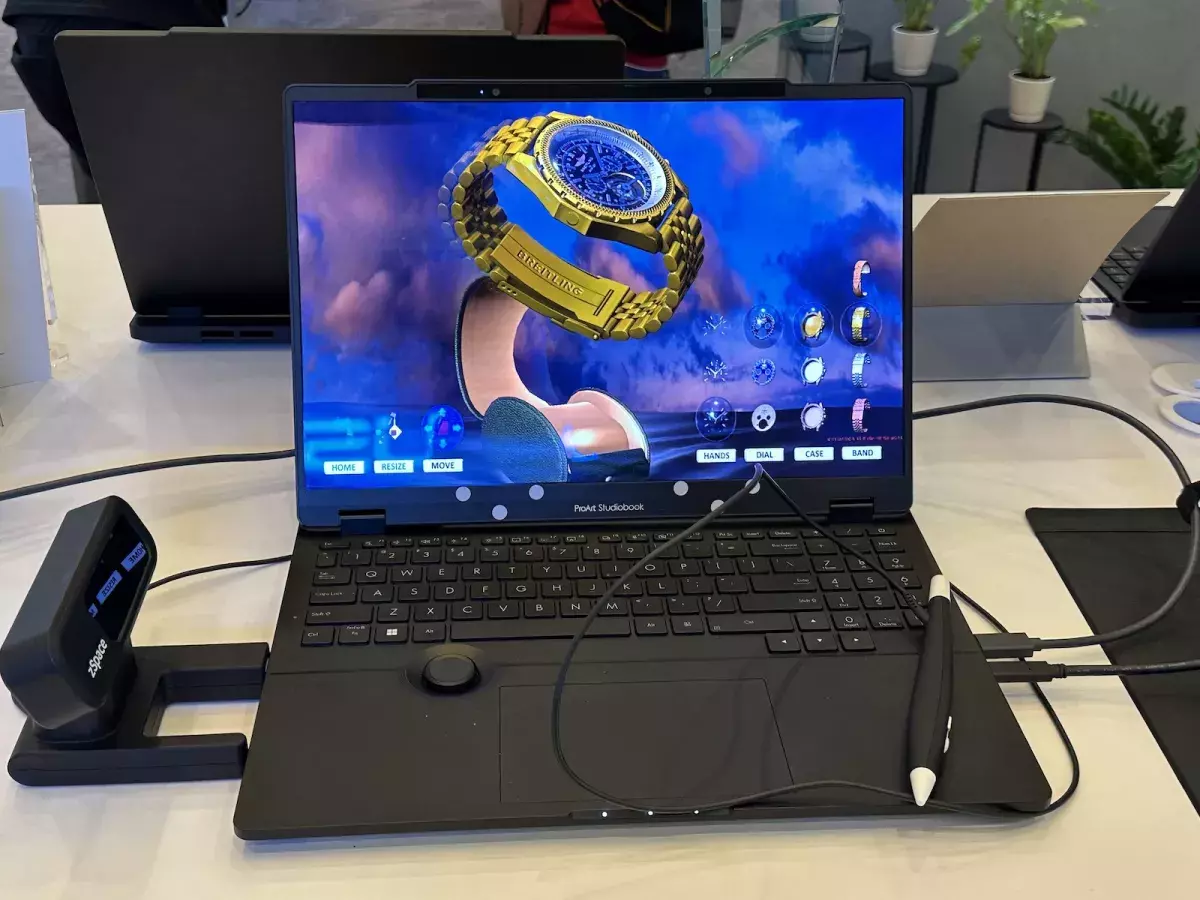 ASUS ProArt Studiobook 16X 3D OLED ASUS ProArt Studiobook 16X 3D OLED