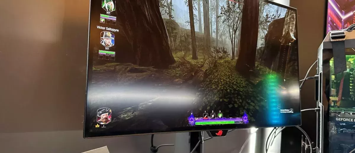 ROG Swift OLED ROG Swift OLED