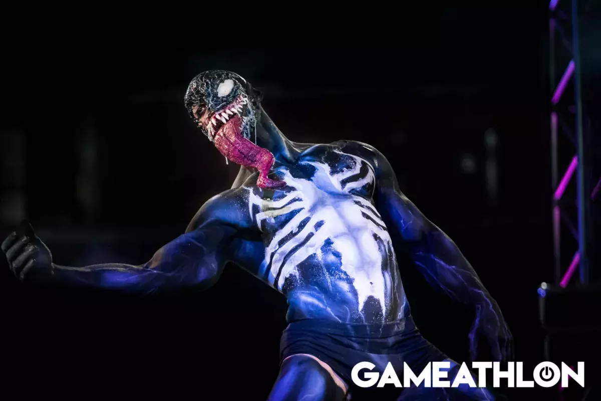venom cosplayer GAMEATHLON