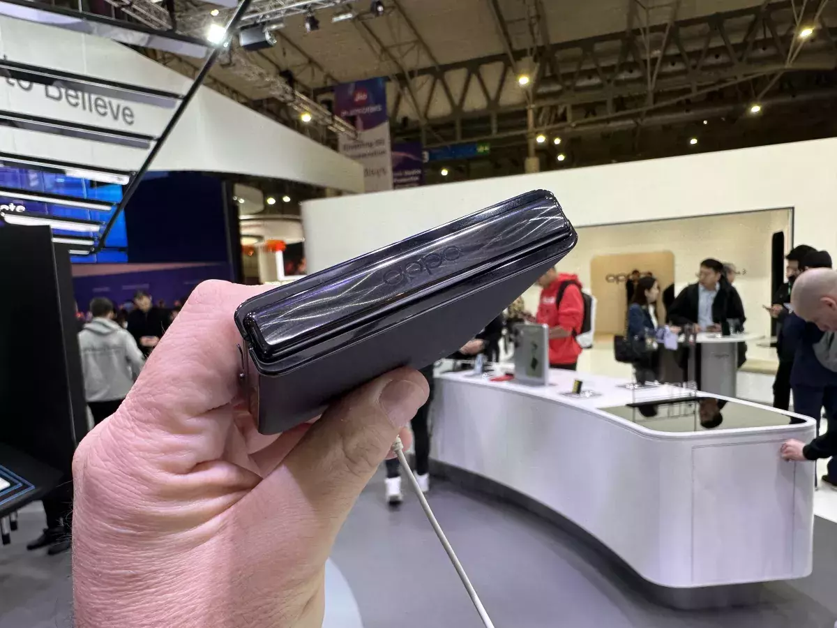OPPO Find N2 Flip