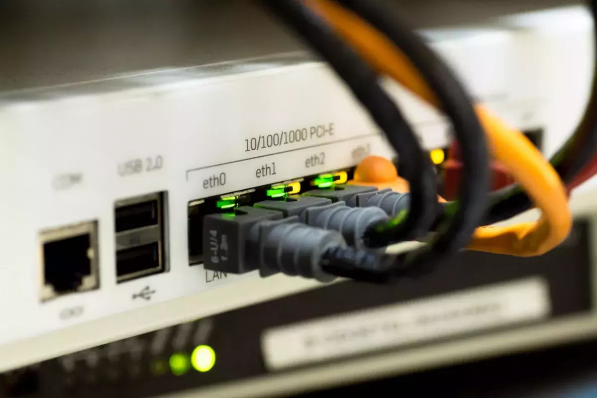 modem-router back view