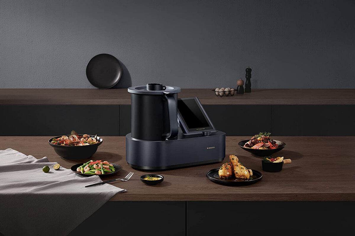 XIAOMI Smart Cooking Robot on table