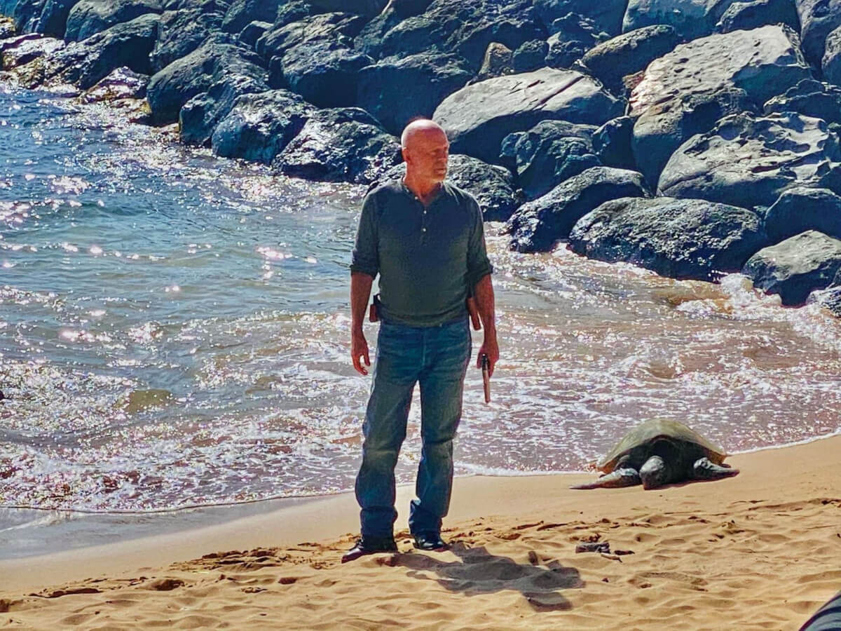 Bruce Willis in Paradise City