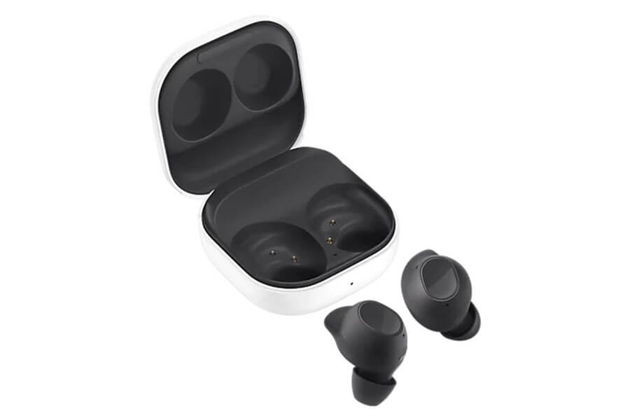 SAMSUNG Galaxy Buds FE with open charging case
