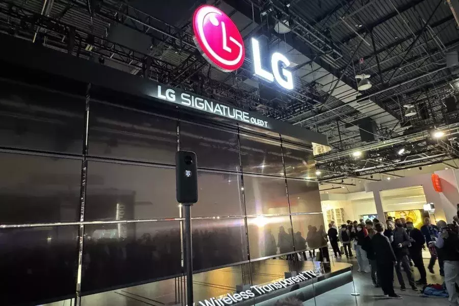LG Signature OLED T TV LG Signature OLED T TV