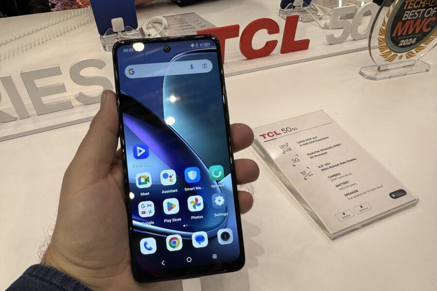 TCL 50 5G front view