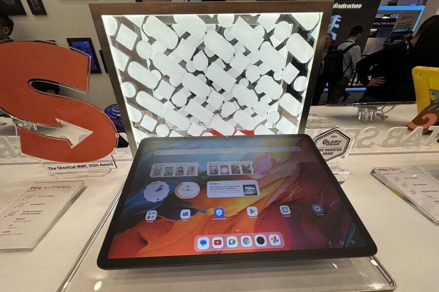 TCL NXTPAPER tablet
