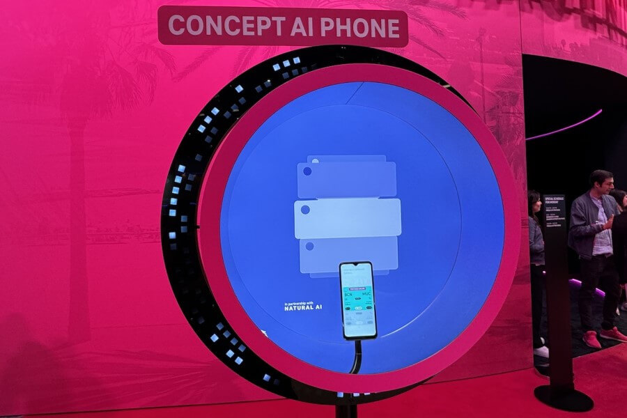 TELEKOM Concept AI Phone