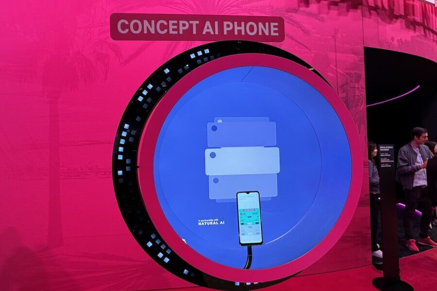 Concept AI Phone
