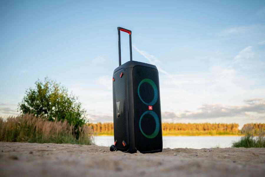 jbl partybox speaker