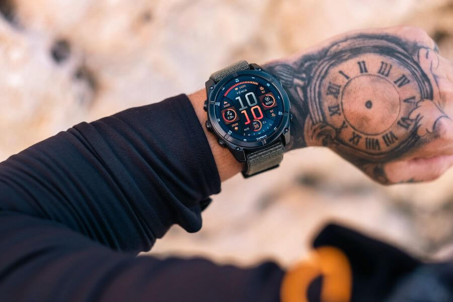 GARMIN fēnix 8 AMOLED on wrist