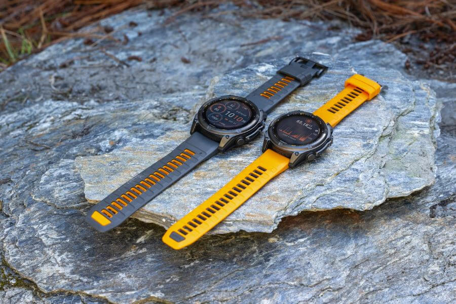 GARMIN fēnix 8 Solar black and yellow