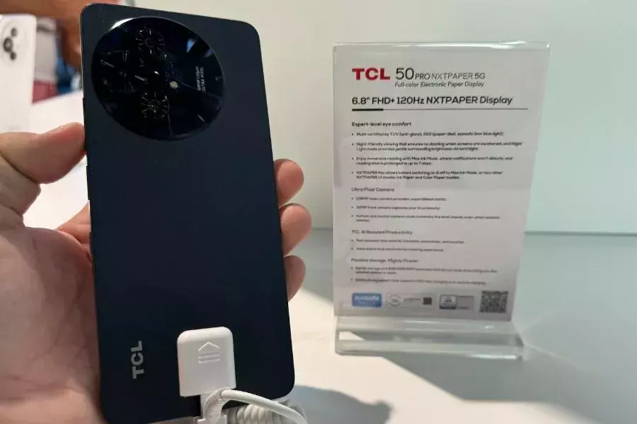 TCL 50 NXTPAPER 5G TCL 50 NXTPAPER 5G back side