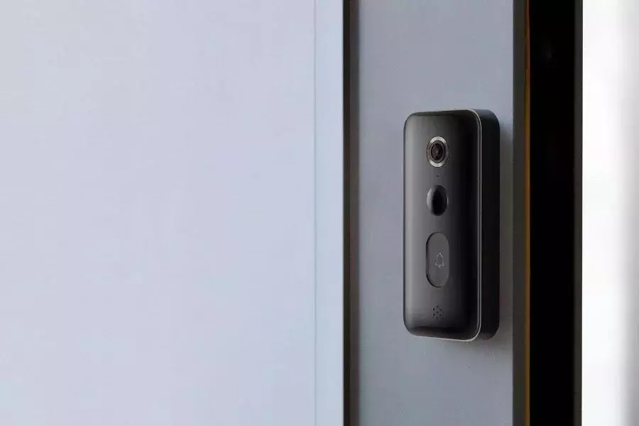 smart doorbell with camera