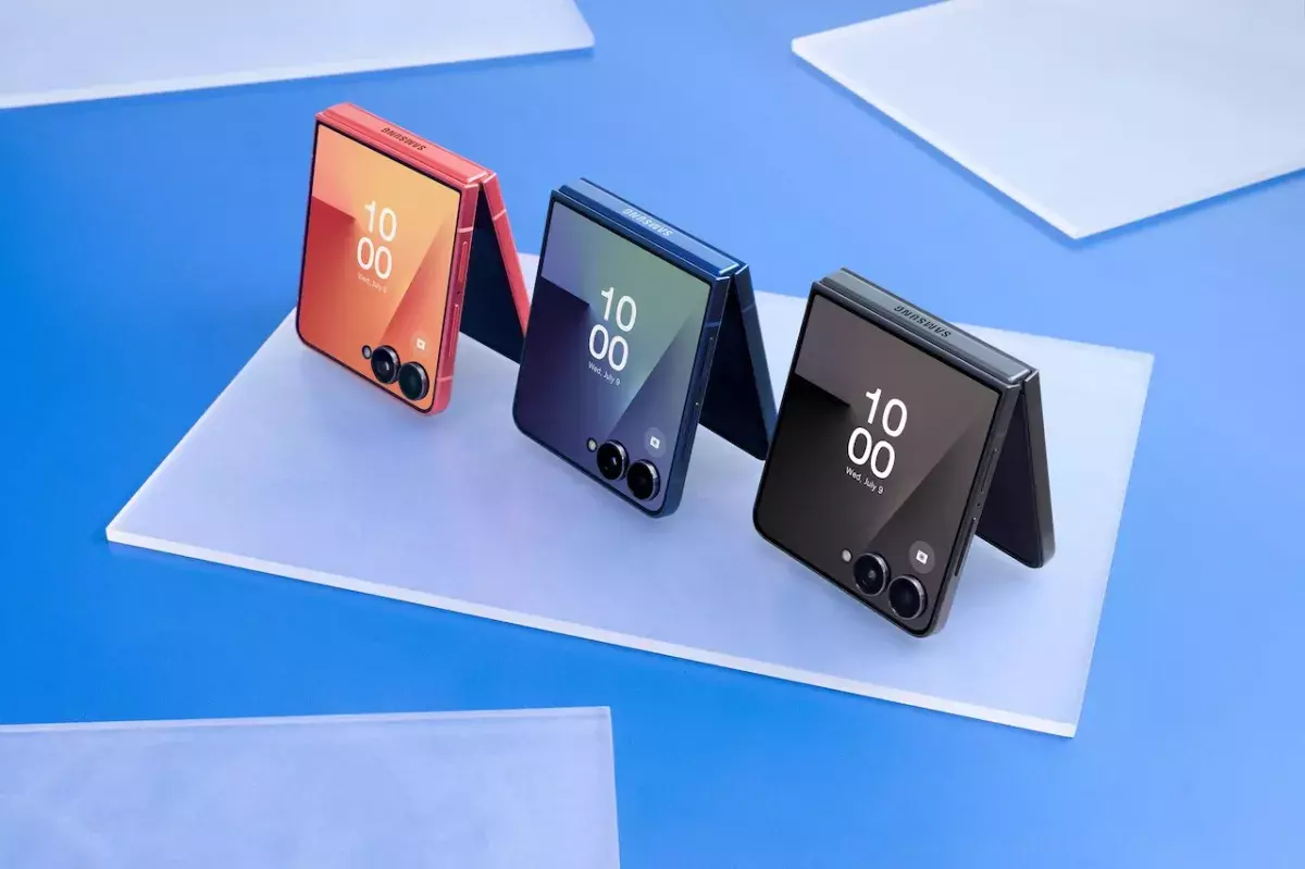 Για ακόμα μία χρονιά η SAMSUNG επιλέγει τολμηρά χρώματα για το Galaxy Z Flip