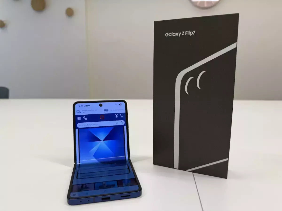 SAMSUNG Unpacked 2025: Η νέα γενιά των Galaxy Z Foldables και Galaxy Watch είναι φουλ εντυπωσιακή Το δημοφιλέστερο foldable της SAMSUNG αποκτά νέα έκδοση