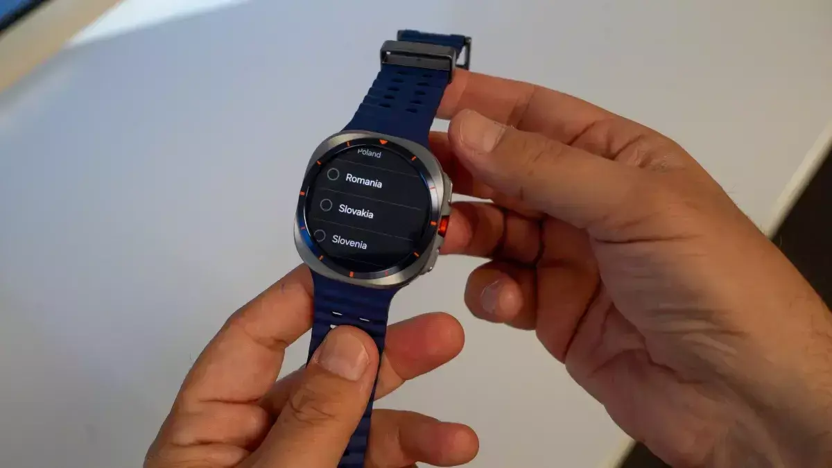 SAMSUNG Unpacked 2025: Η νέα γενιά των Galaxy Z Foldables και Galaxy Watch είναι φουλ εντυπωσιακή SAMSUNG Galaxy Watch Ultra (2025)