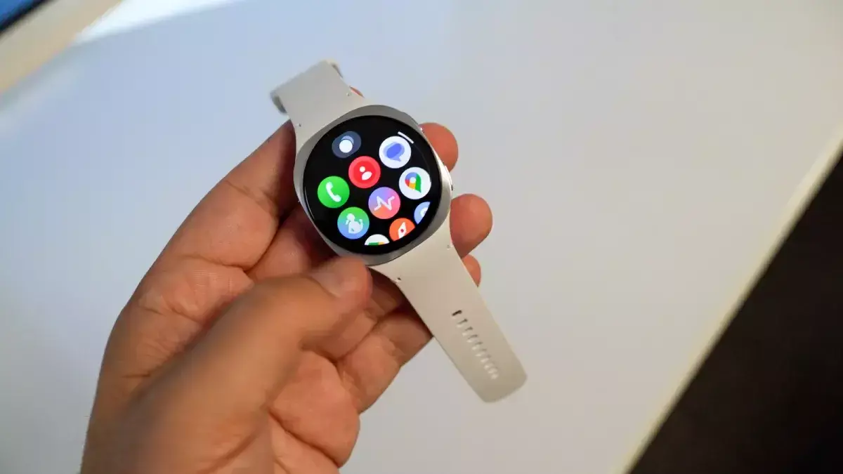 SAMSUNG Unpacked 2025: Η νέα γενιά των Galaxy Z Foldables και Galaxy Watch είναι φουλ εντυπωσιακή SAMSUNG Galaxy Watch8