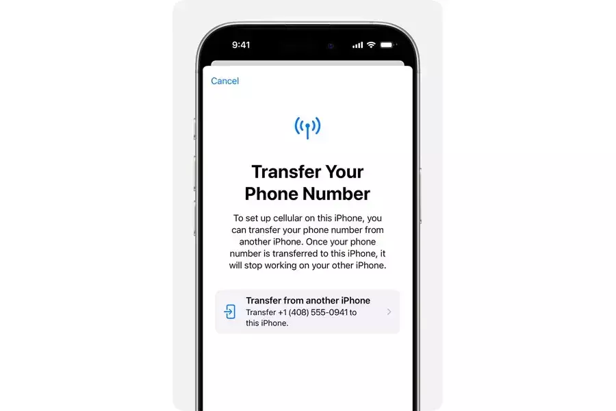 Η APPLE έχει κάνει από την πρώτη στιγμή τη μετάβαση από ένα παλιότερο iPhone σε ένα νεότερο πανεύκολη και η eSIM κάνει τα πράγματα ακόμα πιο άνετα Η διαδικασία μεταφοράς του αριθμού σου από το παλιό σου iPhone στο νέο είναι πανεύκολη χάρη στην eSIM