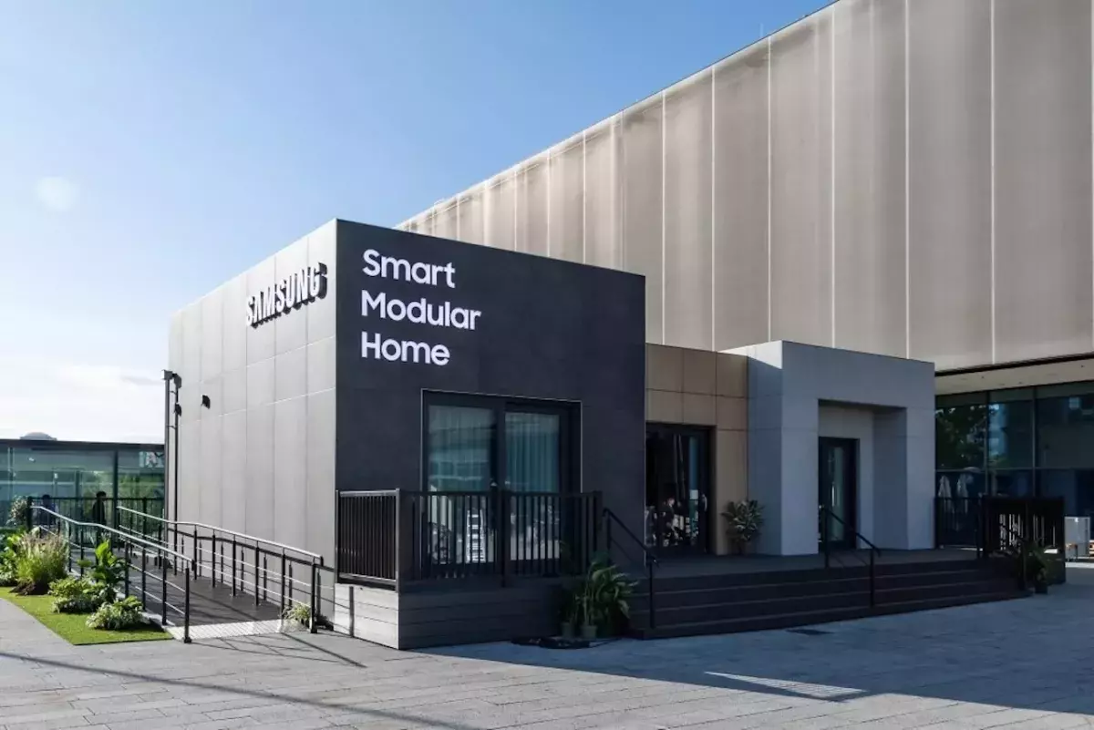 Το Smart Modular Home της SAMSUNG ανέδειξε την αρθρωτή αρχιτεκτονική στο Βερολίνο (σε συνδυασμό πάντα με τις smart δυνατότητες) Το Smart Modular Home ήταν στο Βερολίνο δίνοντάς μας μία εικόνα από το πλέον ευέλικτο smart home του μέλλοντος