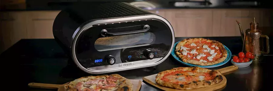 Ένα φουρνάκι που κάνει το ψήσιμο πίτσας ευκολότερο