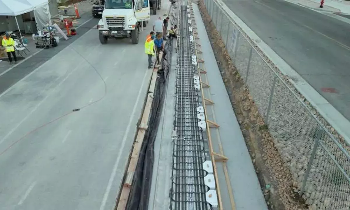 Ένας πρωτοποριακός αυτοκινητόδρομος στη Φλόριντα θα φορτίζει ασύρματα ηλεκτρικά οχήματα εν κινήσει