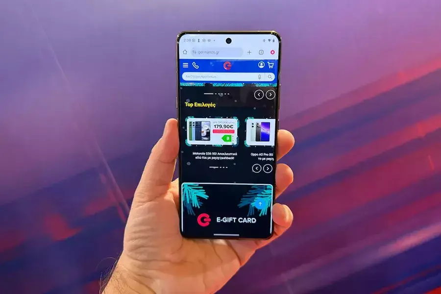 Η Full HD+ οθόνη των 6,8 ιντσών του Signature της MOTOROLA