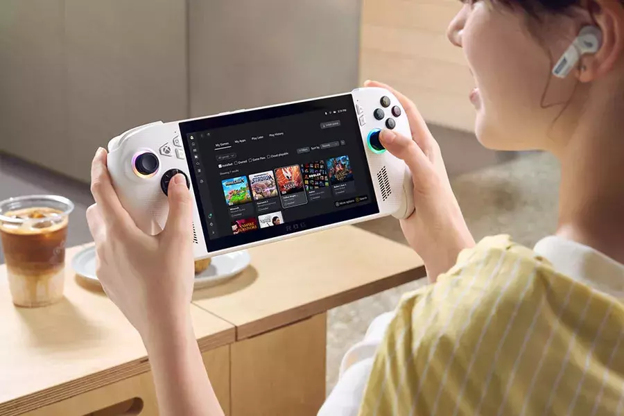 Το ROG Xbox Ally X είναι ιδανικό αν το συνδυάσεις με το Game Pass, ωστόσο είναι απόλυτα συμβατό και με άλλα storefronts όπως το Steam και το EPIC GAMES Store