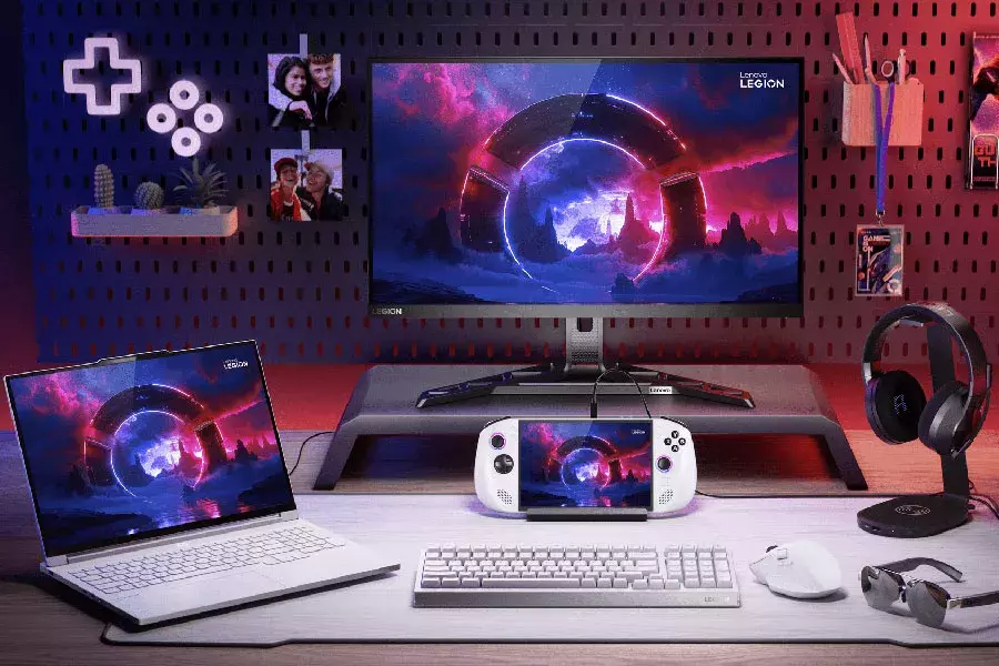 Η φιλοσοφία του LENOVO Legion Go είναι όσο πιο κοντά γίνεται σε αυτή του PC gaming – κάτι που το καθιστά ιδανικό για diehard PC gamers