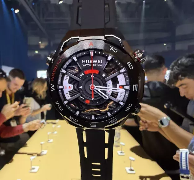 Η HUAWEI παρουσιάζει τα HUAWEI Watch GT 6, HUAWEI MatePad 12 X 2025 και HUAWEI FreeBuds 7i στο Πα...