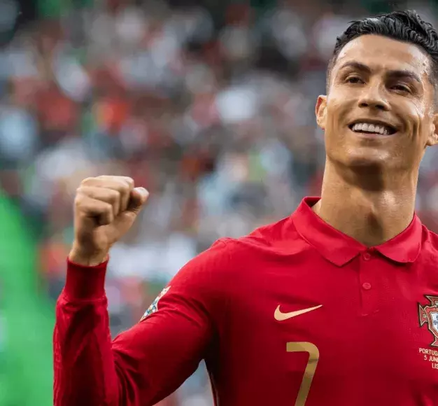 Cristiano Ronaldo hub δημιουργεί η PERPLEXITY για διαδραστικό αρχείο καριέρας με AI τεχνολογία