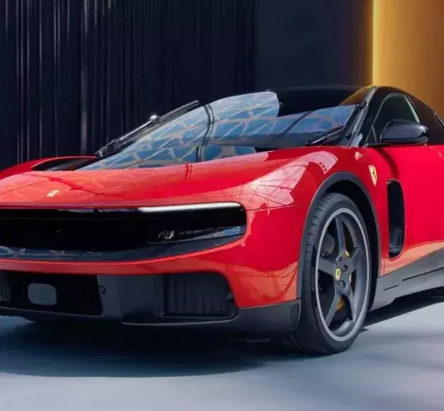 Η νέα FERRARI Luce